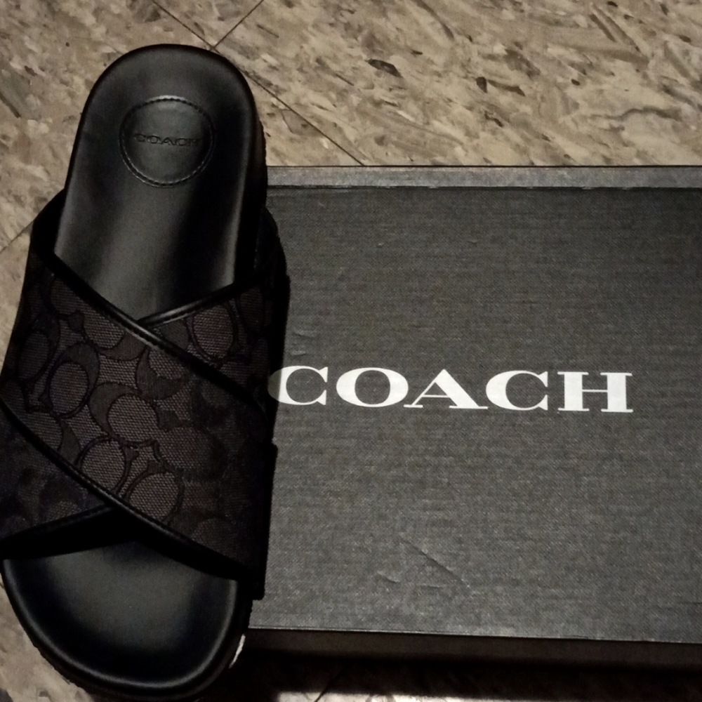 Coach Signature Crossvr Sandal